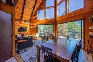 Hygge Haus Sequoia - Large Private Cabin w Views - 8