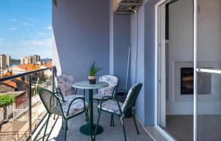 Nice Apartment In Sibenik - Šibenik - 2