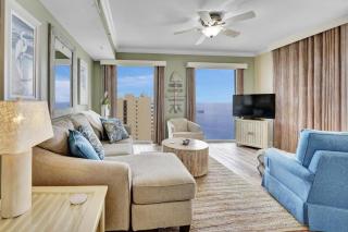 Million Dollar Views, Stunning Beachfront Property - 9