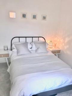 Rose Villa - Telford - 3