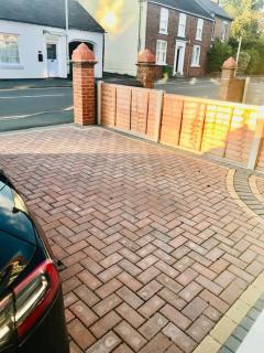 Rose Villa - Telford - 8