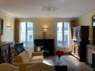 Chaleureux 3 pièces haussmanien au cœur du Quartier Latin - 2