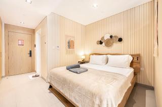 Luxe haven apartment by Blue Cloud holidays - 9