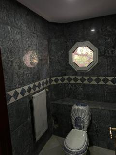 Villa cedra centre ville ifrane zéro six soixante-neuf soixante-huit 3828 - Ifrane - 2
