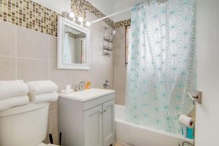 2 B/R- Heart of South Beach, Near Ocean Dr & Beach - Miami Beach - 1