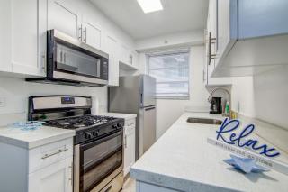 Balcony Deco Apt, w/2 QueenBeds, on Ocean Dr Beach - Miami Beach - 1