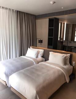 Azure Lux Apartment - Kamala Beach - 8