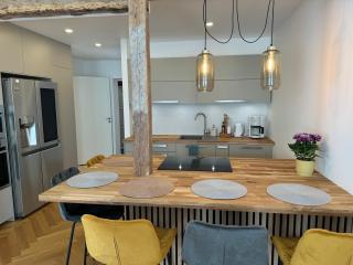 Family apartment with hot tub-outdoor area and sauna - 0