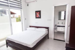 Beach Front Easy Living - Karagampitiya - 4