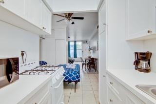 Ocean Drive Best Deal, w/2 Queen Beds, Near Beach - Miami Beach - 9