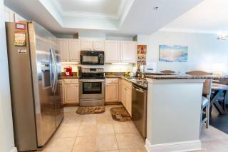 12th Floor 2 Bedroom Condo at Crystal Tower, 2 Outdoor Pools and Lazy River, Heated Indoor Pool, Direct Beach Access - Gulf Shores - 1