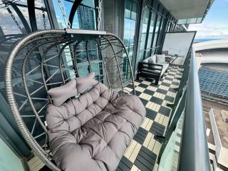 Stylish Suite at 300 Front Street W - 1