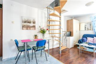 Apartments with WiFi Split - 23450 - 6