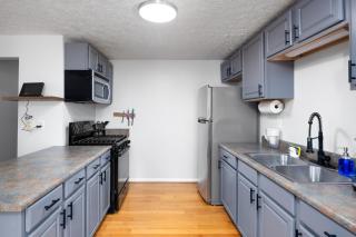 2 Bedroom Ft Moore Retreat - 2