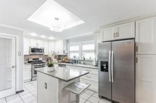 Stylish 3bd, 2ba House. 30 mns to NYC & 10 mns to EWR, 20 mn to American Dream Mall - 4