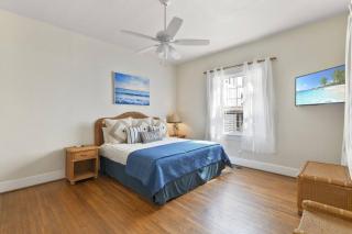 Galvez Oceanview Retreat Walk to Beach or Pleasure Pier - Galveston - 6