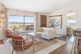 Desert Moon - Serene Desert Views & Design home - 9