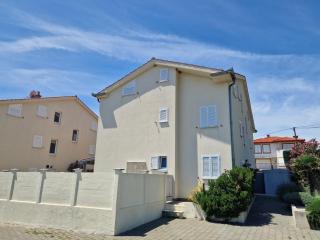 Apartments with a parking space Baska, Krk - 19206 - Baška - 9