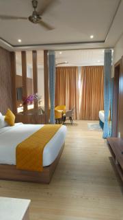 Hotel Three Seasons - 1