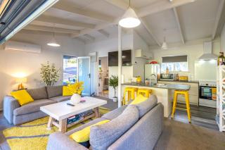 Island Sanctuary - Waiheke Holiday Home - Ostend - 5