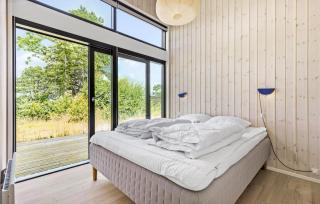 3 Bedroom Pet Friendly Home In Glesborg - 4