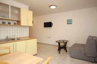 Apartments with parking spaces Baska, Krk - 22713 - Baška - 5
