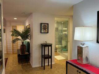 Goldie's 30 Day Minimum condo - Palm Springs - 8