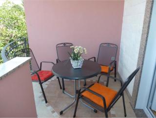 Apartments Nena with sea view - max 4 persons - 4