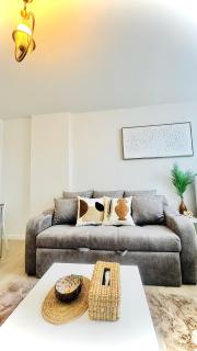 Sea&Mountain view,5 mins walk to famous beach with King size bed - Hua Hin - 2