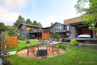 A Luxury Bozeman Retreat That Sleeps 8, A True Recreational Paradise - Bozeman - 0