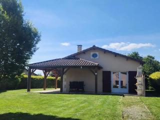 Spacious villa with garden and pool - Les Forges - 3