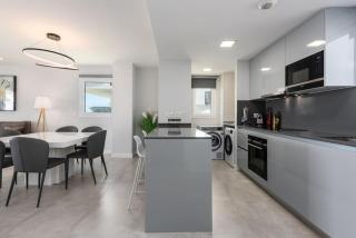Modern & bright apart sea view - 9