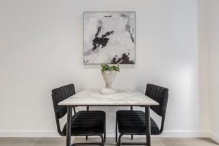 West Side Boutique 1BR Near Shopping Precinct! - 7