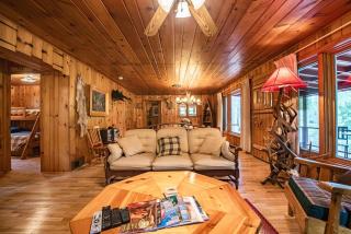 Cozy Riverside Getaway Pine Bend Cottage 5589 - Grayling - 1