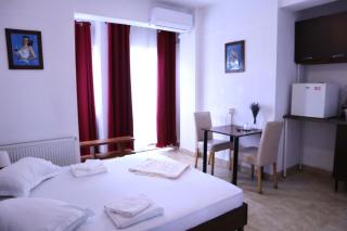Taxi Hostel - Otopeni - 9