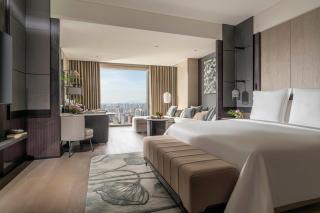 Four Seasons Hotel Hangzhou at Hangzhou Centre - Hangzhou - 1