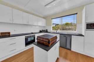 Cliffhanger - Merimbula - 1