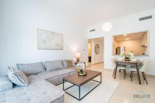 Luxurious 1BR in Dorra Bay, Dubai Marina by Deluxe Holiday Homes - Dubai - 1