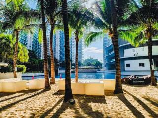 Happy Staycation in Azure Urban Resort Spacious Family Room near SM Bicutan and Manila Airport - 7