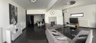 Luxe Two Bedroom Villa with Private Pool by Olivujoj - Anavissos - 7