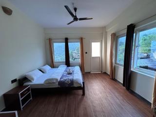 JAP Guest House & Apartments - Pokhara - 7