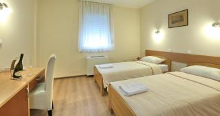 Hotel Novella Uno - Novi Banovci - 4