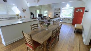 Intown Contemporary Prime Street, Fenced Yard, Bright And Open Concept Design - Bozeman - 9