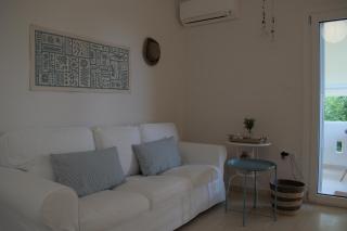 Sunny Comfortable Apartment - Kalathas - 2