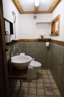 Hanok with a small yard in JEONJU Hanok Village - 9