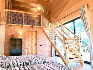 Gran casa de madera con vistas al mar - 6