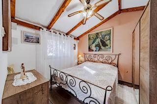 Stone House Tania - Happy Rentals - 4