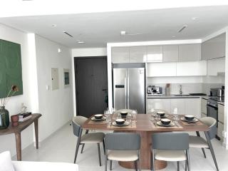2BR Apartments Fantastic sea view and Private Beach - Dubái - 2