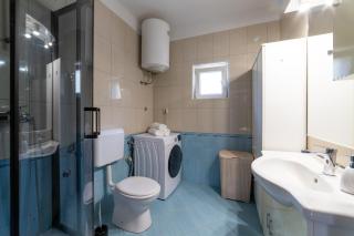 Nany-Villa with heated pool - Trolokve - 7