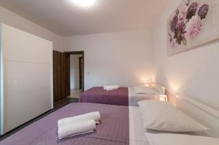 Nany-Villa with heated pool - 5